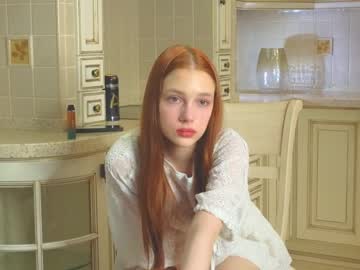 webcam girl shirleywhitney live cam image #6348830