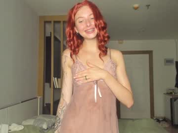 webcam girl jennifer_ewans live cam image #5620957
