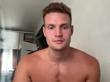 webcam man lucasde15a live cam image #4840572