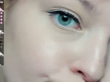 webcam girl white__crystal_ live cam image #2246443