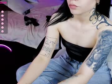 webcam girl lina_bitch live cam image #2136684