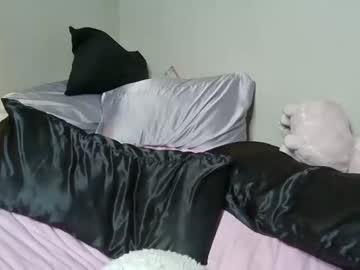 webcam girl milkywhiiite live cam image #2394483