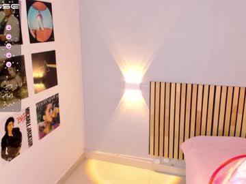 webcam girl little_effy18 live cam image #3899907