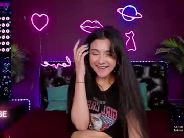 webcam girl tiffany_whootson live cam image #2345239