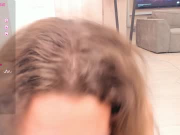 webcam girl sallyscotth live cam image #5825424