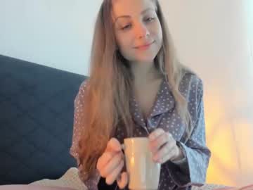 webcam girl imkeira live cam image #1149328