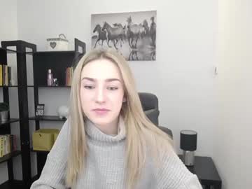 webcam girl little_e_mily live cam image #1286132