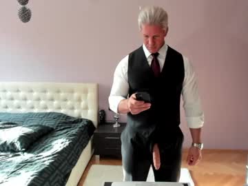 webcam man redrabbitstories live cam image #1090574