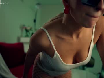 webcam girl artmosphera live cam image #6576437