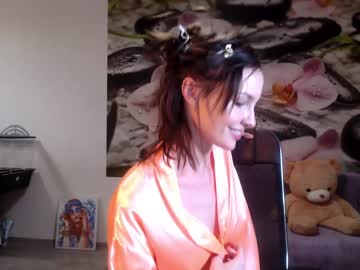 webcam girl jennycutey live cam image #3379470