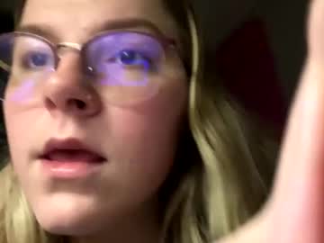webcam girl reyesmad000 live cam image #7095049