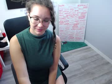 webcam girl yourcrazyneightbor live cam image #2663102