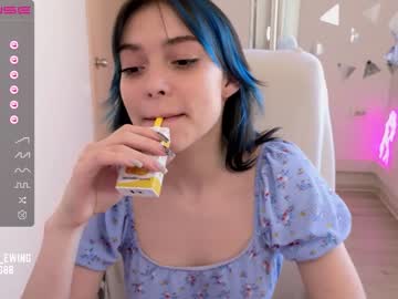 webcam girl lily_ewing live cam image #4668789