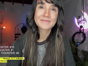 webcam girl lonelly_lolly98 live cam image #4045332