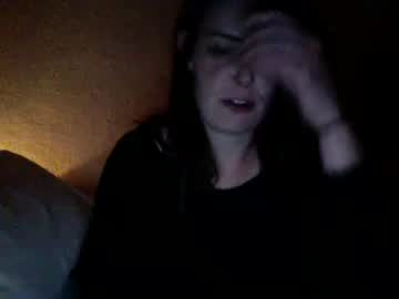 webcam girl fitty_tuck live cam image #327490