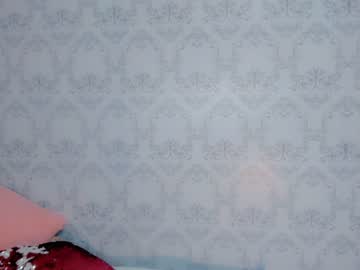 webcam girl gummy_bear7 live cam image #3688554