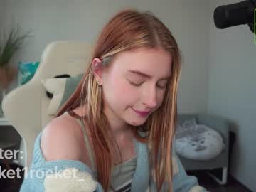 webcam girl pocketrocket_ live cam image #2359644