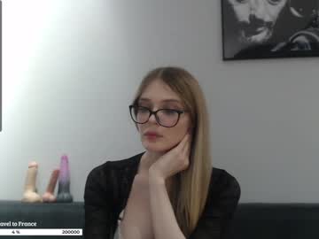 webcam tranny cutiewhitefox live cam image #1545769