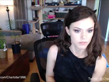 webcam girl charlotte1996 live cam image #2301625