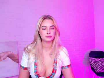 webcam girl 8a8y_nura live cam image #1268532