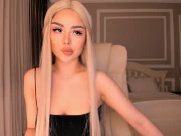 webcam girl bae_suz live cam image #1572791
