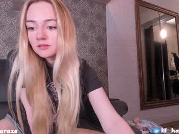 webcam girl lil_happiness live cam image #1271943