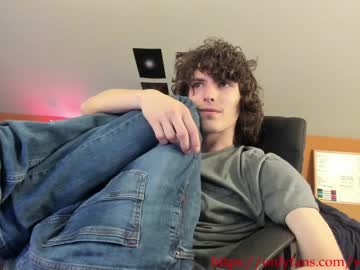 webcam man wolfiekitty live cam image #654207