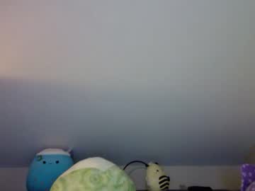 webcam girl justfoxingaround live cam image #1711865