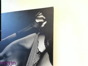 webcam girl sassyt33n live cam image #1422120