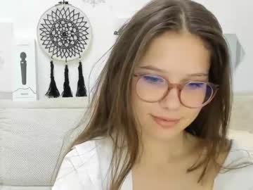 webcam girl avrora_deis live cam image #2755559