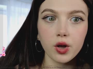 webcam girl small_blondee live cam image #6968070
