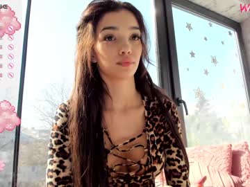 webcam girl sassyt33n live cam image #6531343