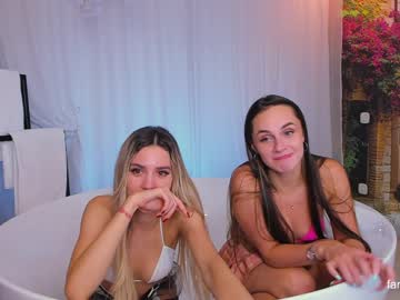 webcam girl aria_muv live cam image #5257613