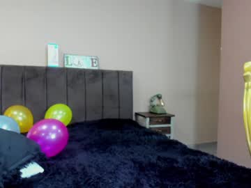 webcam couple travis_and_marilyn live cam image #2586557