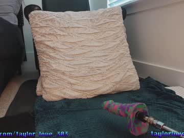 webcam girl taylor_love_303 live cam image #3782985