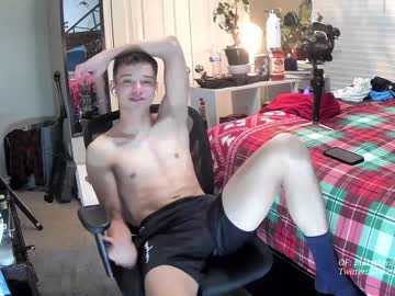 webcam man letsplayblake live cam image #3023169