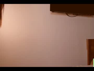 webcam girl amandamedrano live cam image #3704101