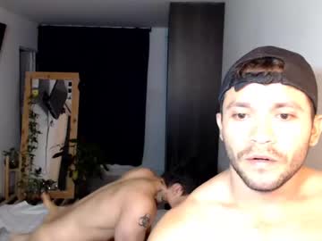 webcam man travis_bakerr live cam image #2868442