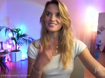 webcam girl phoenix_taylor live cam image #4608407