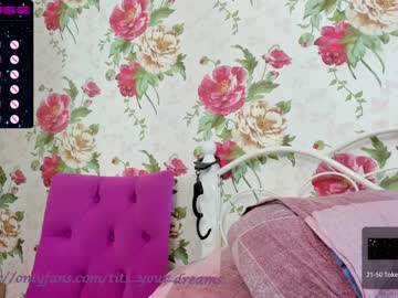 webcam girl tits_your_dreams live cam image #2470799