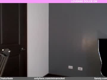 webcam girl minarocket_ live cam image #4690290
