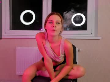 webcam girl sydneylind live cam image #3022190