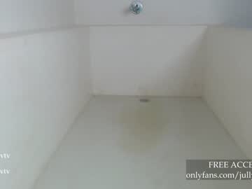 webcam girl jully_lov live cam image #4270673