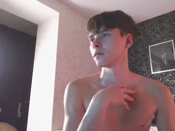webcam man kyle_is_dreams live cam image #2545621