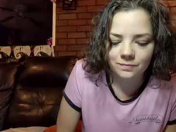 webcam girl miaelizabethlove live cam image #5317211