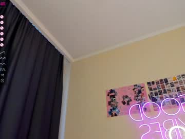webcam girl baby_suee live cam image #4379547
