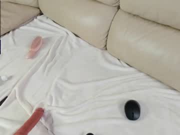 webcam girl lil_angell_ live cam image #2386683