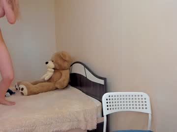 webcam girl yana_squrel_22 live cam image #963217