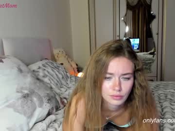 webcam girl oksanafedorova live cam image #1066199