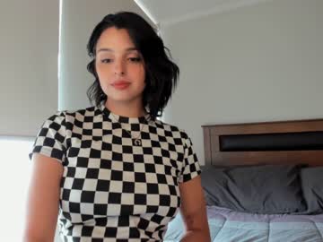 webcam girl yourfreakygirl live cam image #2772536